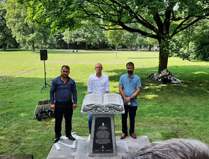 Thumb_einweihung-gedenkort3nah