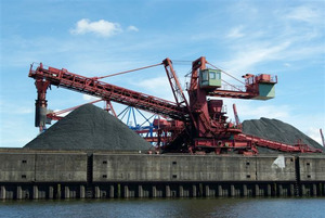 Thumb_058_kohlehafen_2_bagger